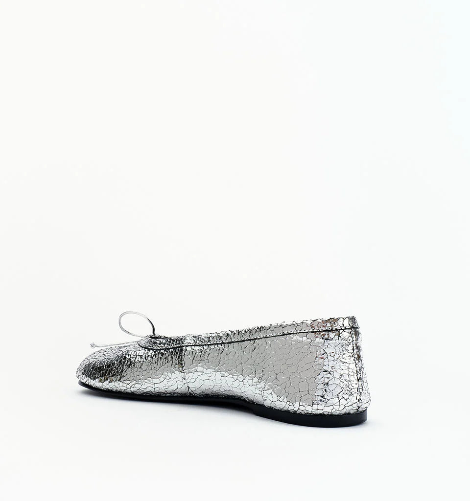 Elysian Collective Alias Mae Lana Silver Cracked