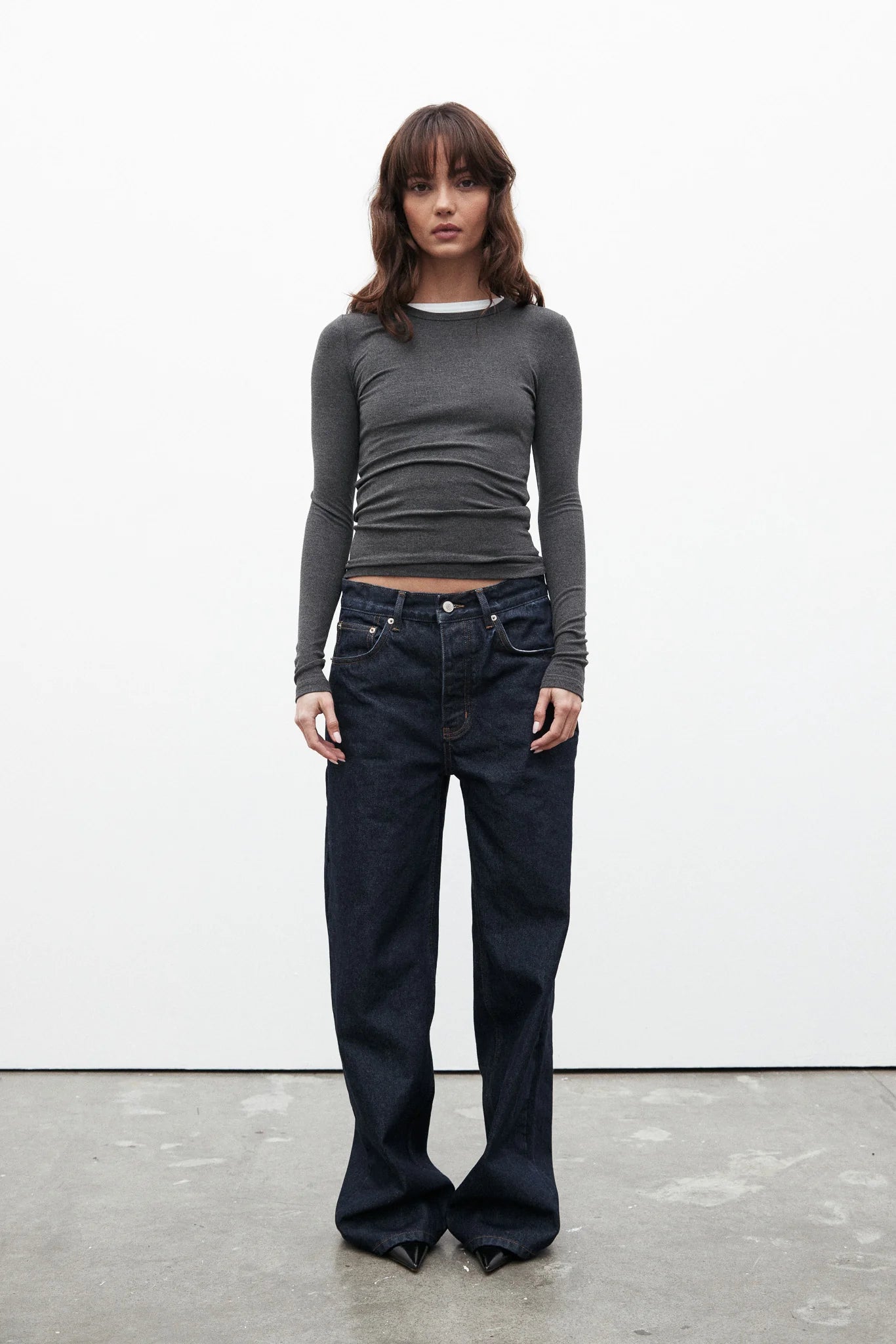 Elysian Collective Bayse Brand Nyla Top Dark Heather Grey