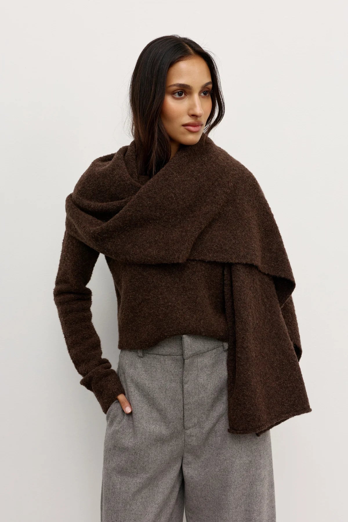Elysian Collective Bayse Brand Soba Scarf Bear