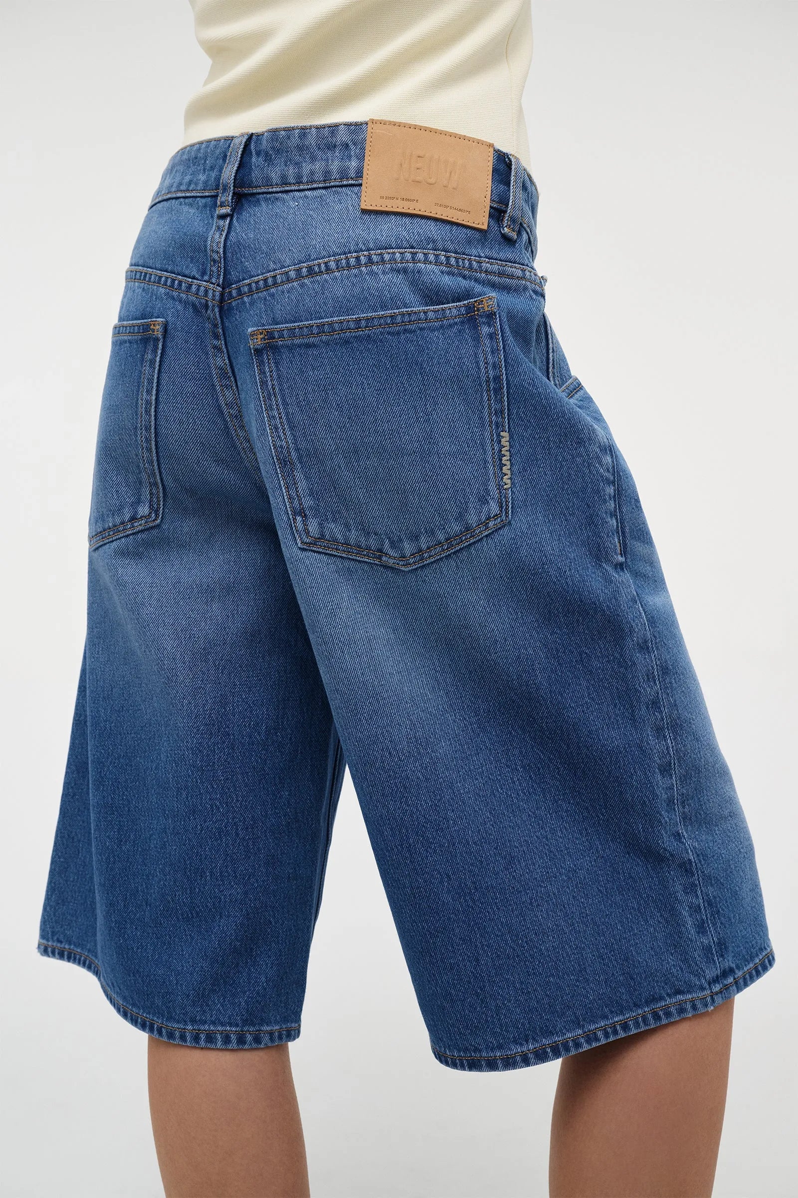 Elysian Collective Neuw Denim Sara Jort Mesmerise