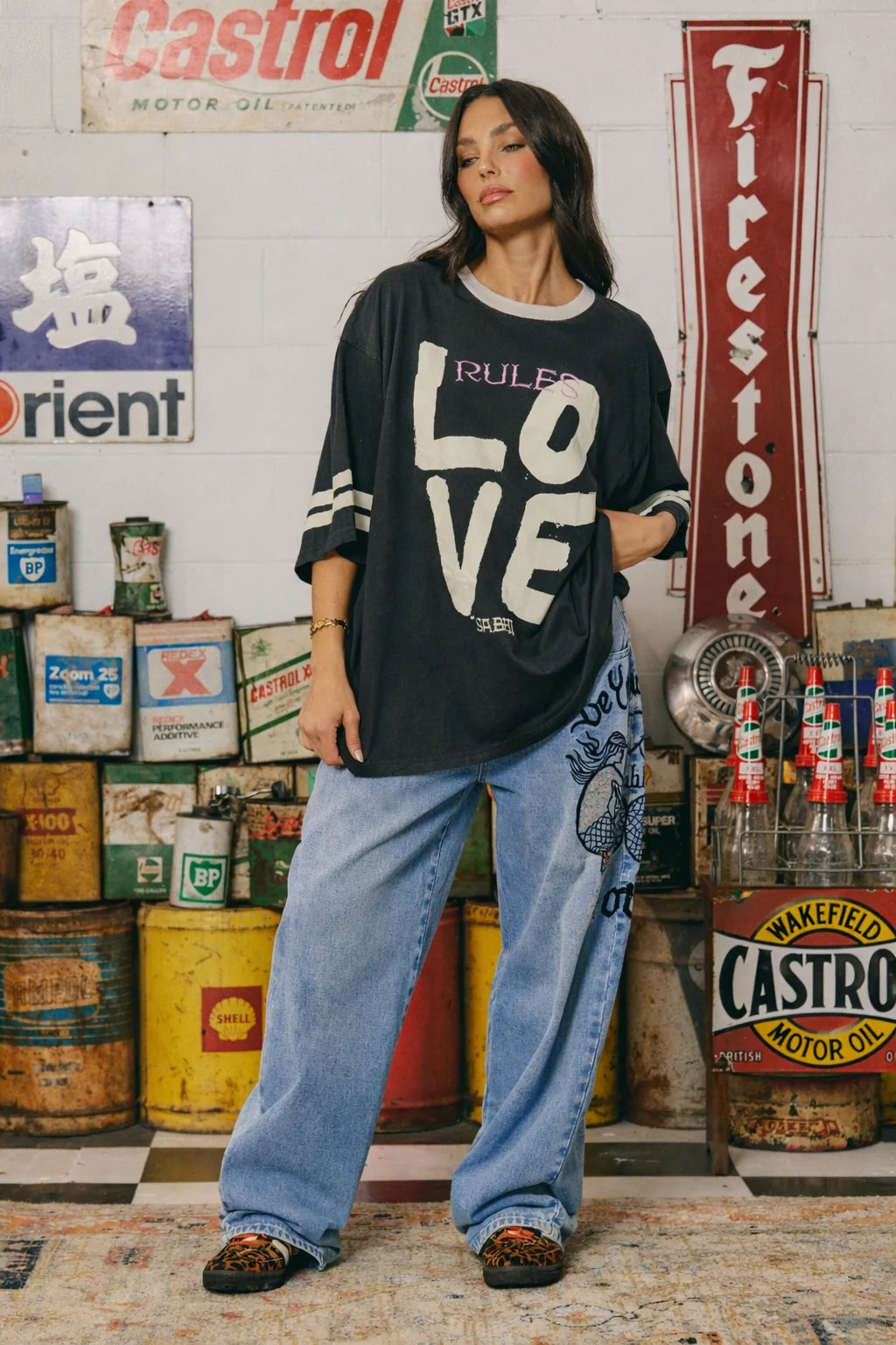 Elysian Collective Sabbi The Very Oversized Love Revolution Tee Black