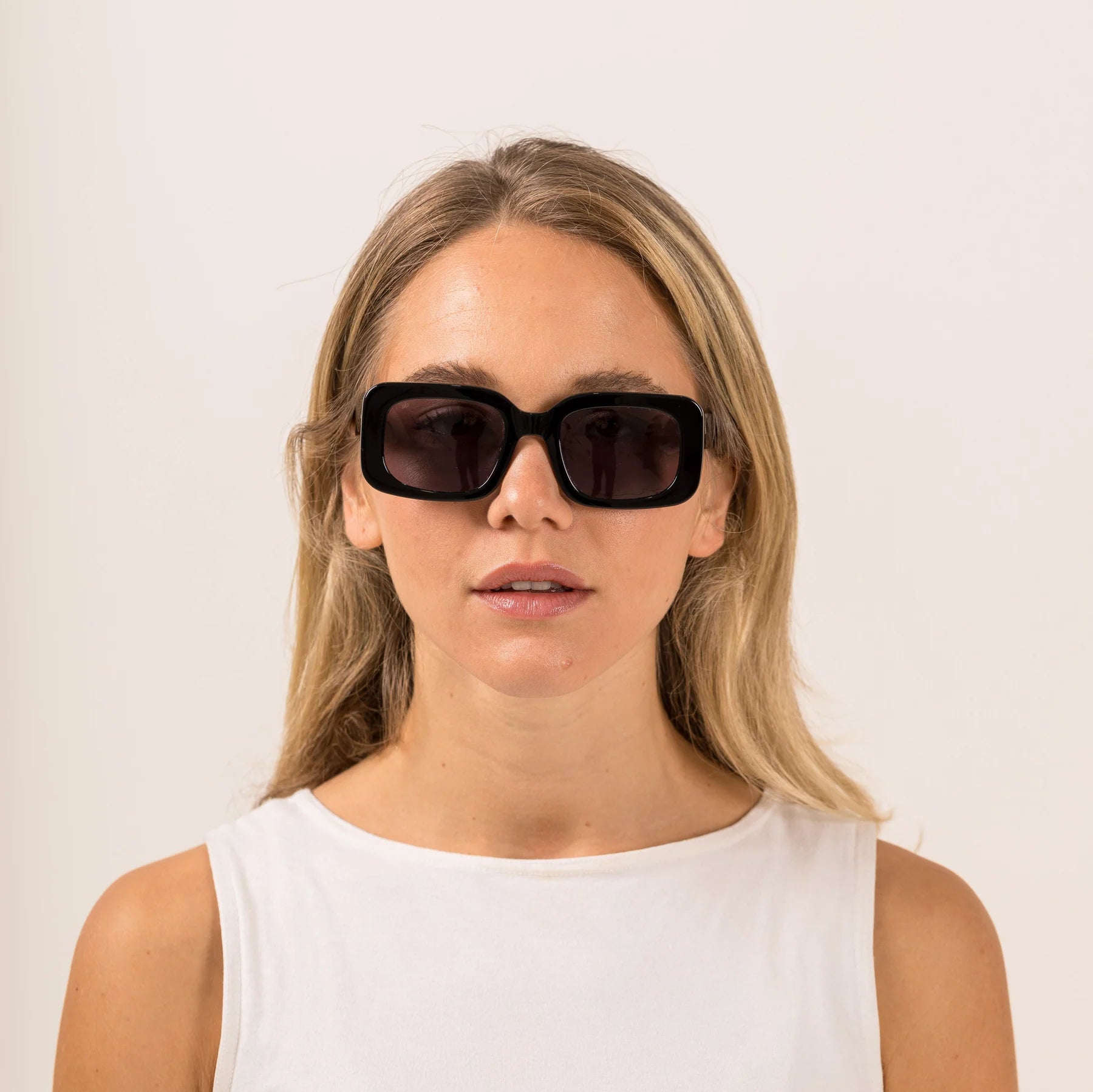Elysian Collective Sito Shades Indi Black Smoke Grey