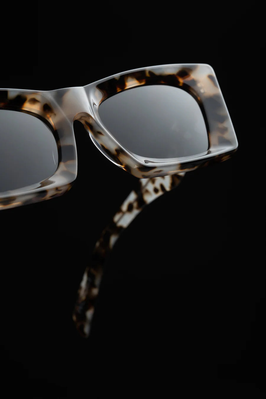 Elysian Collective Vieux Eyewear Chartreaux Chocolate Tortoise