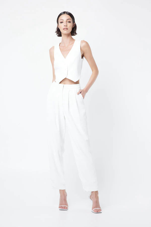 Elysian Collective The Como vest in White Mossman