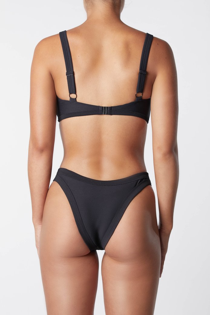 IT'S NOW COOL - The Frame High Cut Pant (Black Rib)