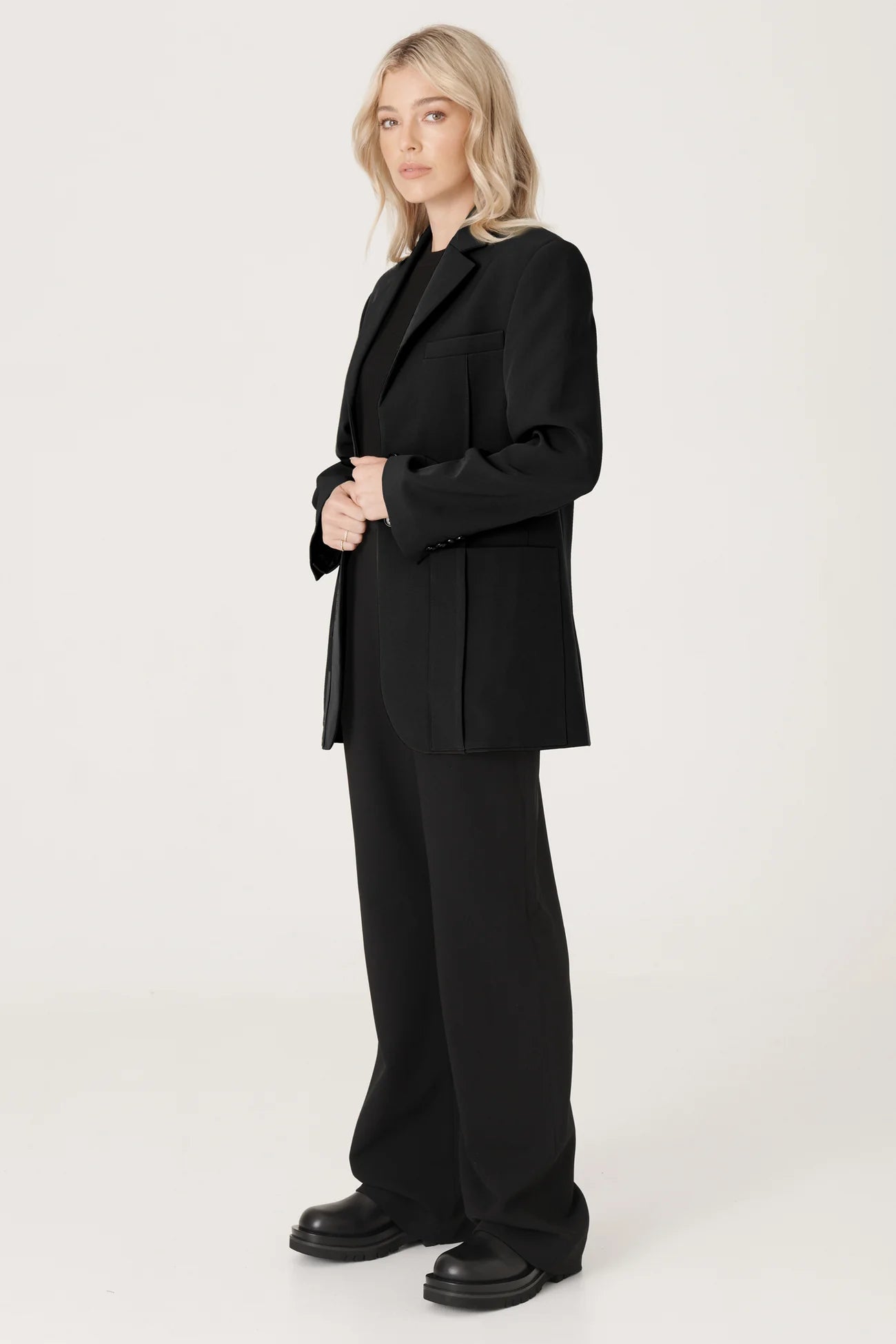 Elysian Collective Raef The Label Henley Blazer Black