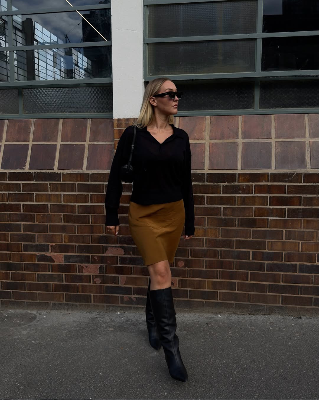 LANA WILKINSON - BEN BOOT (BLACK LEATHER)