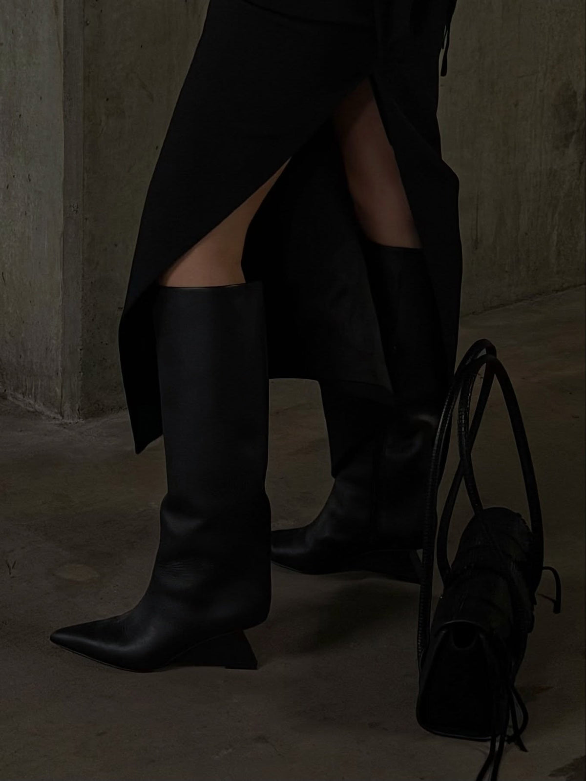 LANA WILKINSON - BEN BOOT (BLACK LEATHER)