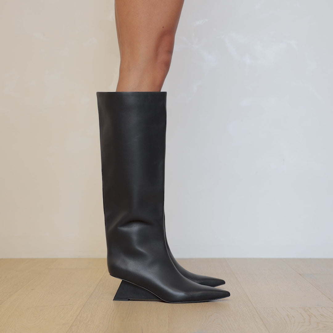 LANA WILKINSON - BEN BOOT (BLACK LEATHER)