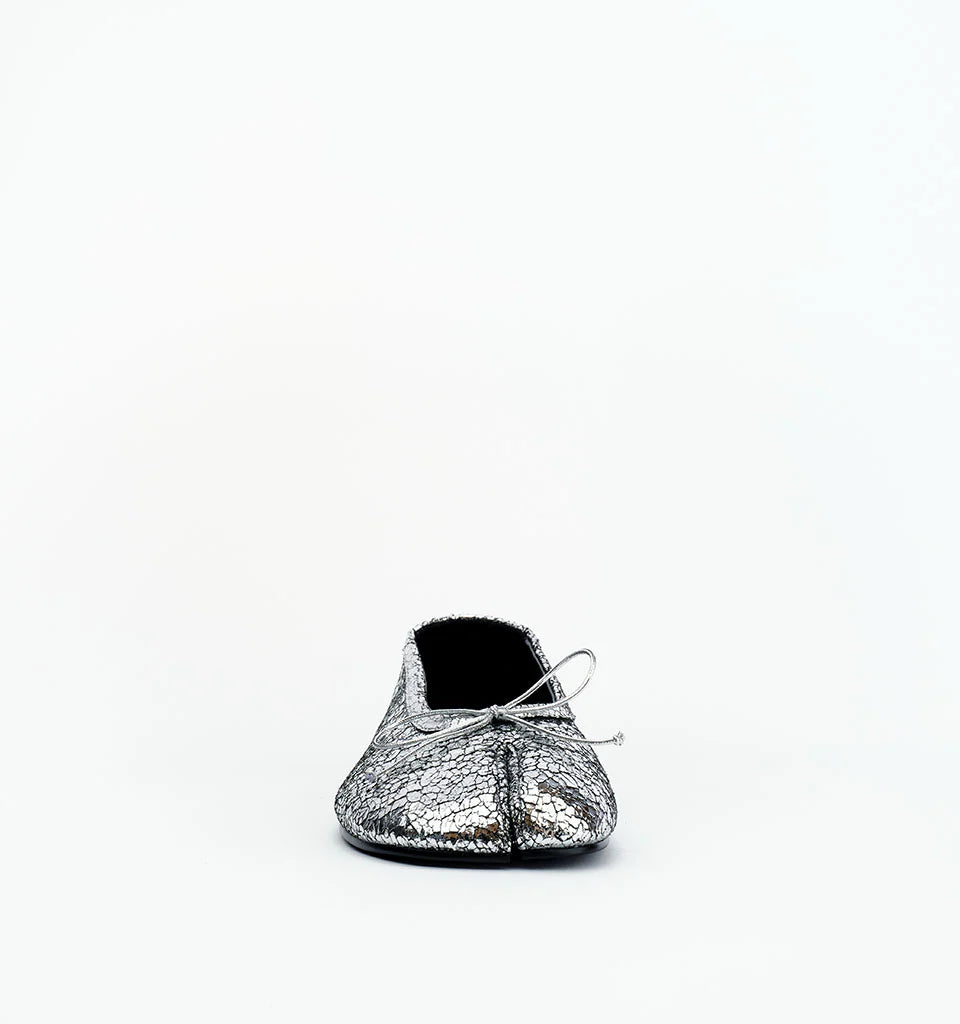 Elysian Collective Alias Mae Lana Silver Cracked