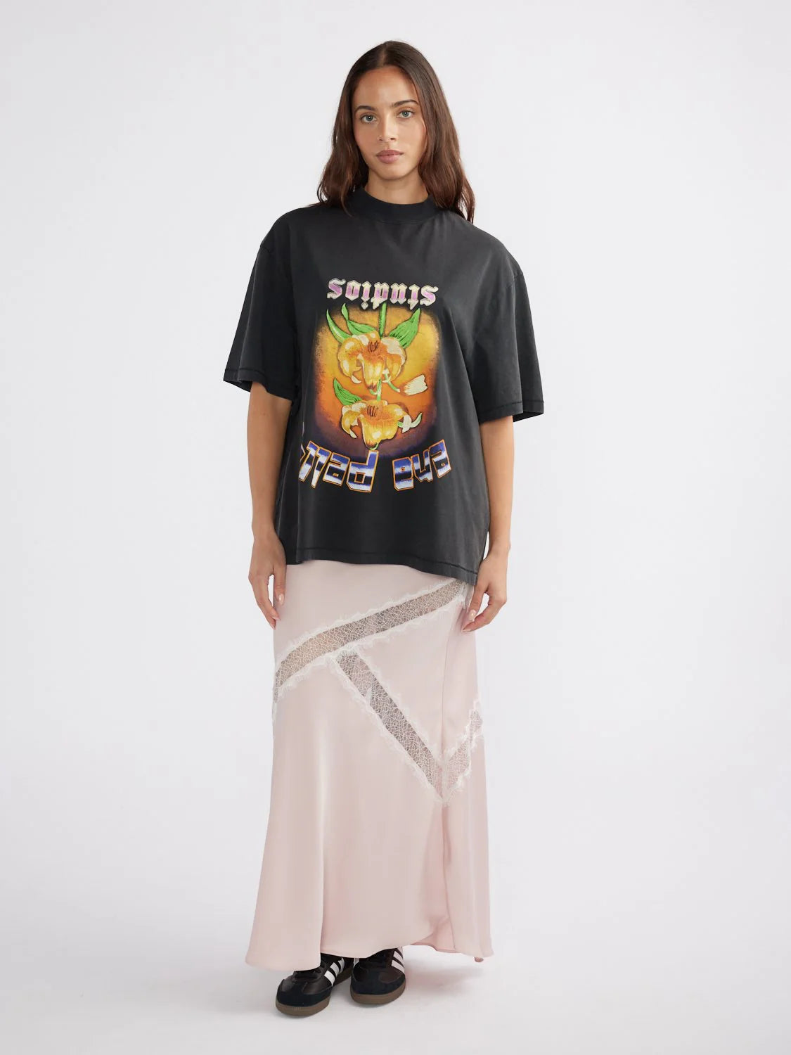 Elysian Collective Ena Pelly Sunset Tee Vintage Black