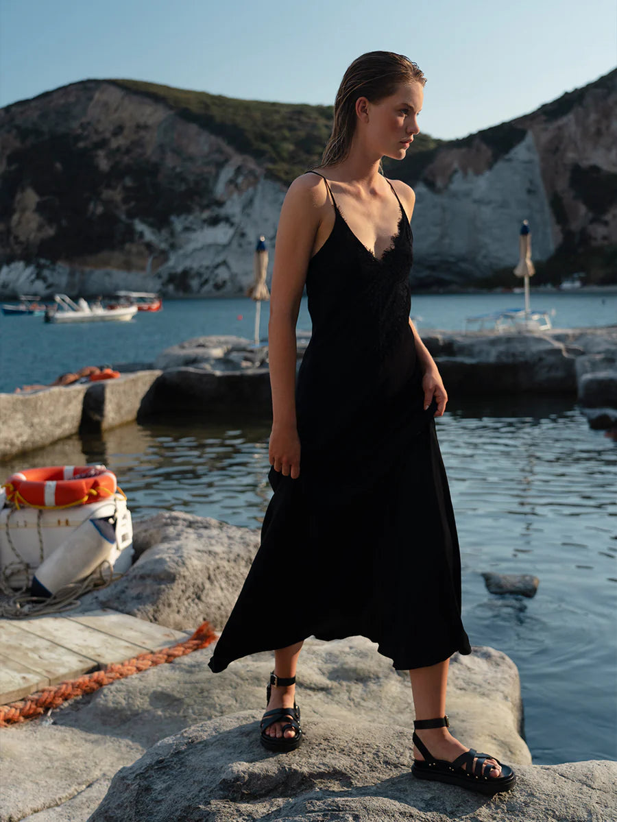 Elysian Collective Kivari Amanda Maxi Dress Black