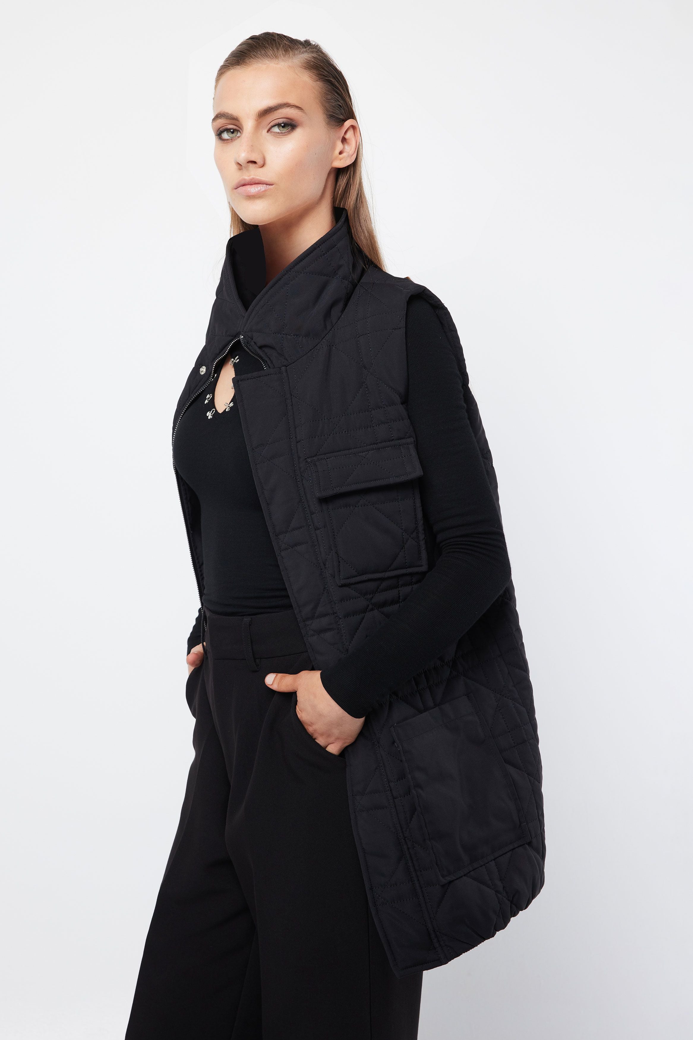 Elysian Collective Mossman Untraceable Vest Black