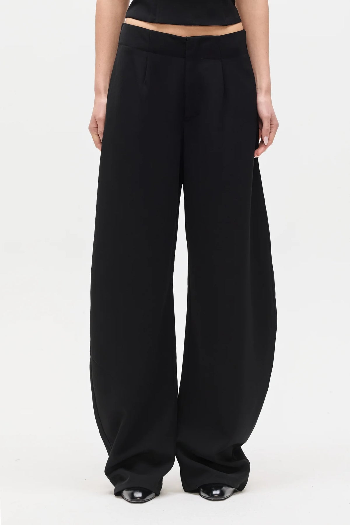 Elysian Collective Bayse Brand Navy Pant Black