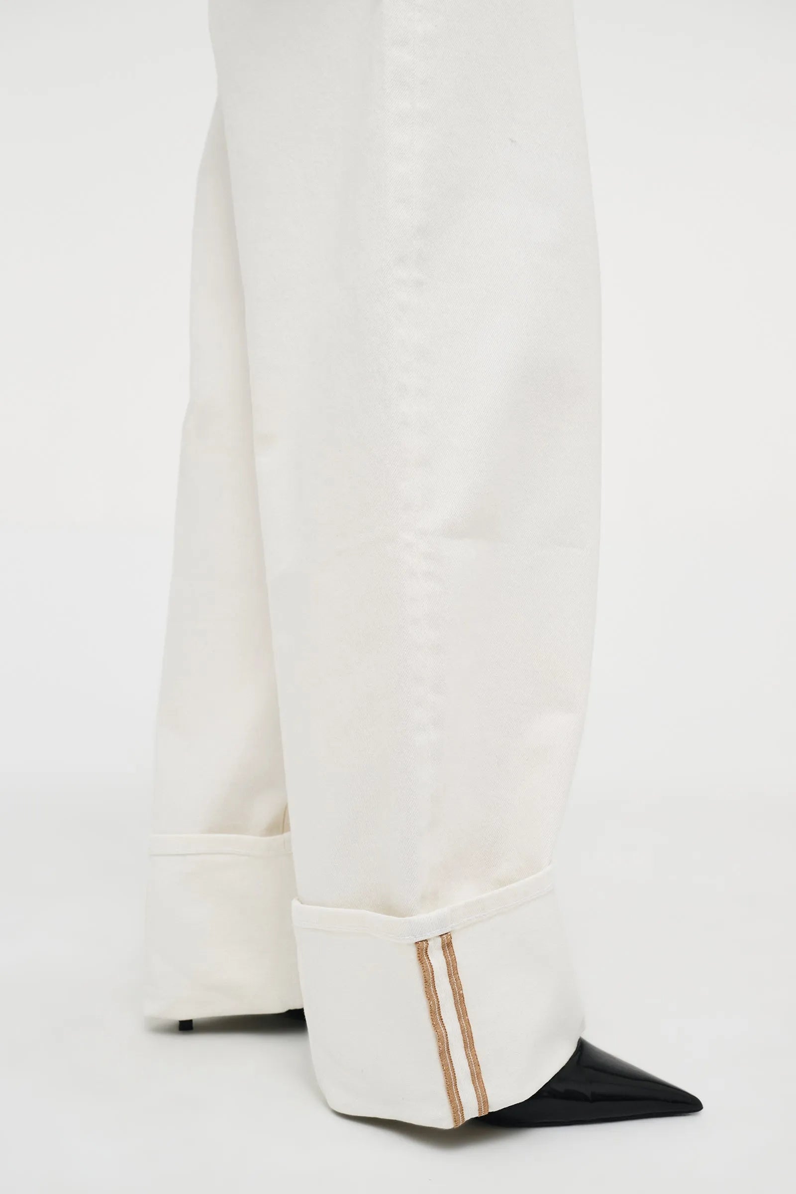 Elysian Collective Neuw Denim Nancy Barrel White