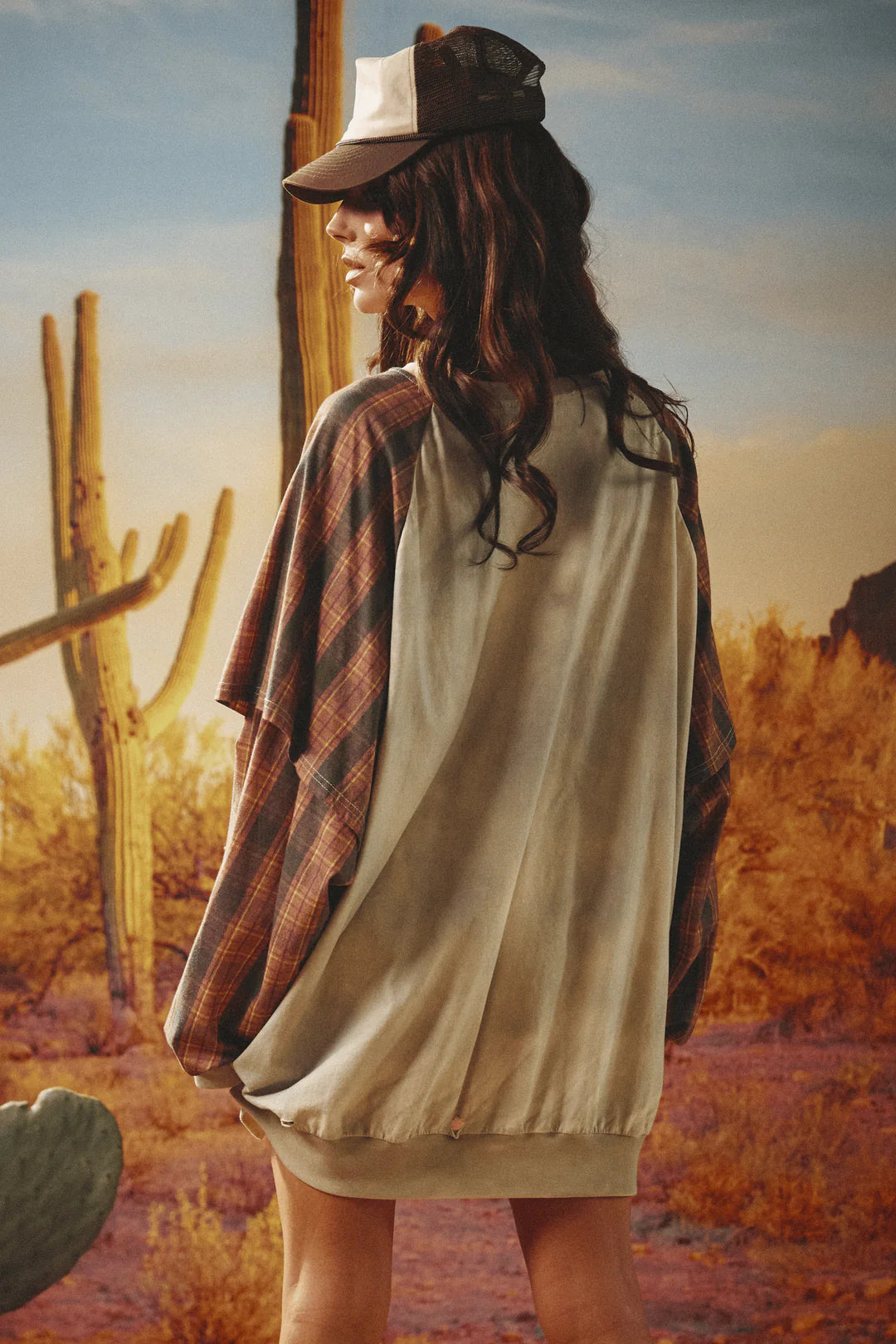 Elysian Collective Sabbi The Vintage Roadhouse Long Sleeve Tee