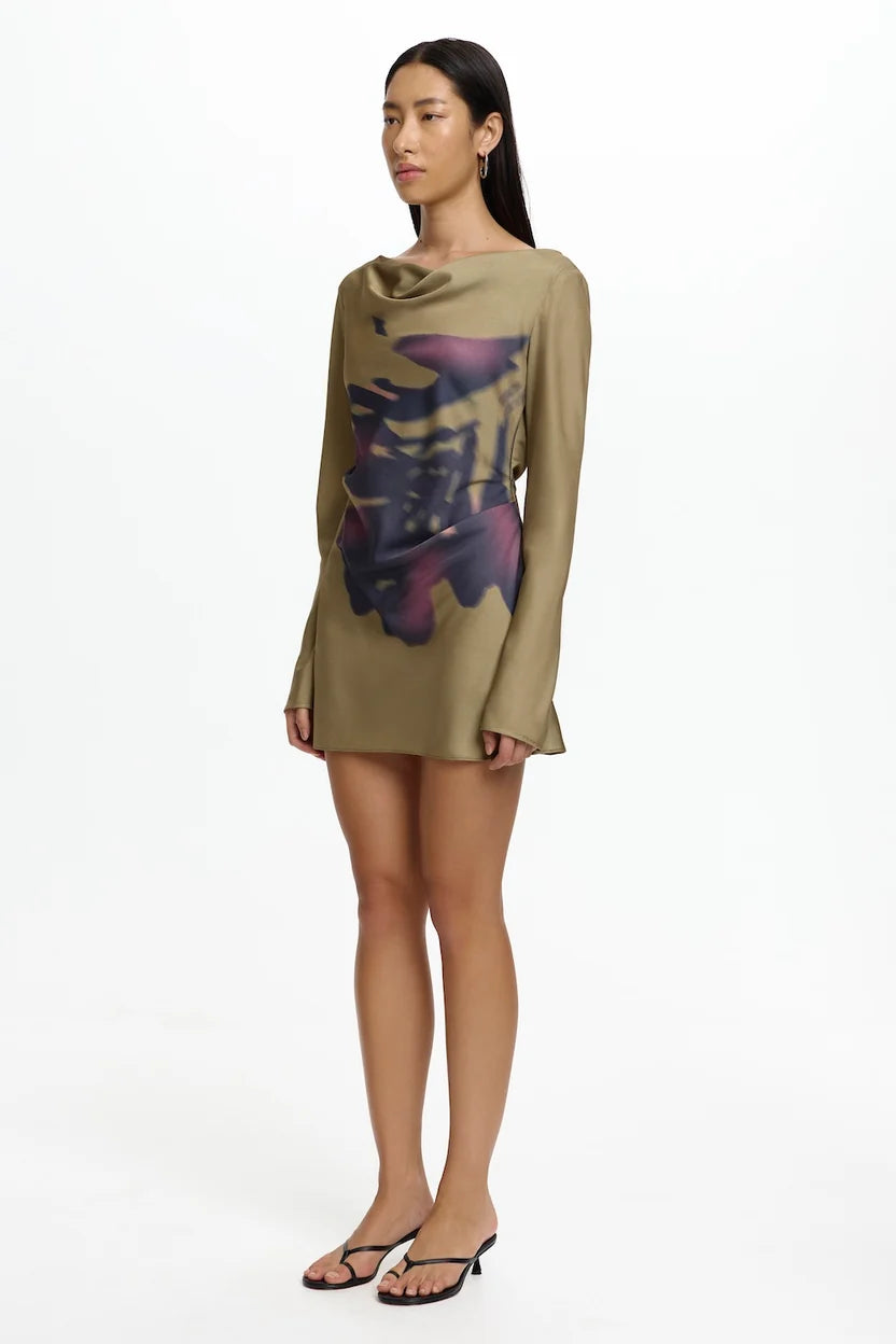 SIGNIFICANT OTHER - TILY LONG SLEEVE MINI DRESS (OLIVE STENCIL)