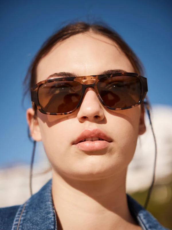 Elysian Collective Sito Shades Atlas Pebble Tort Polarised