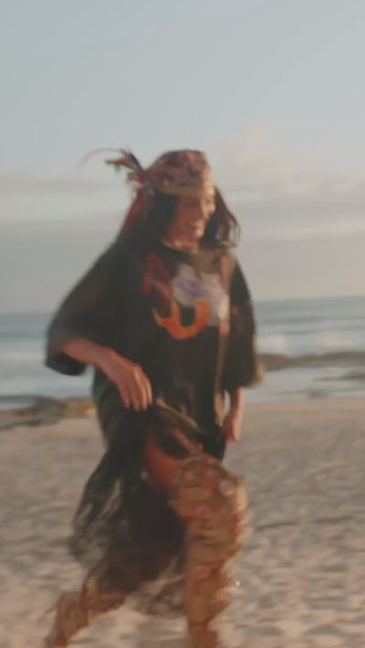 Elysian Collective Sabbi The Chase Your Dreams Lace Tee Black