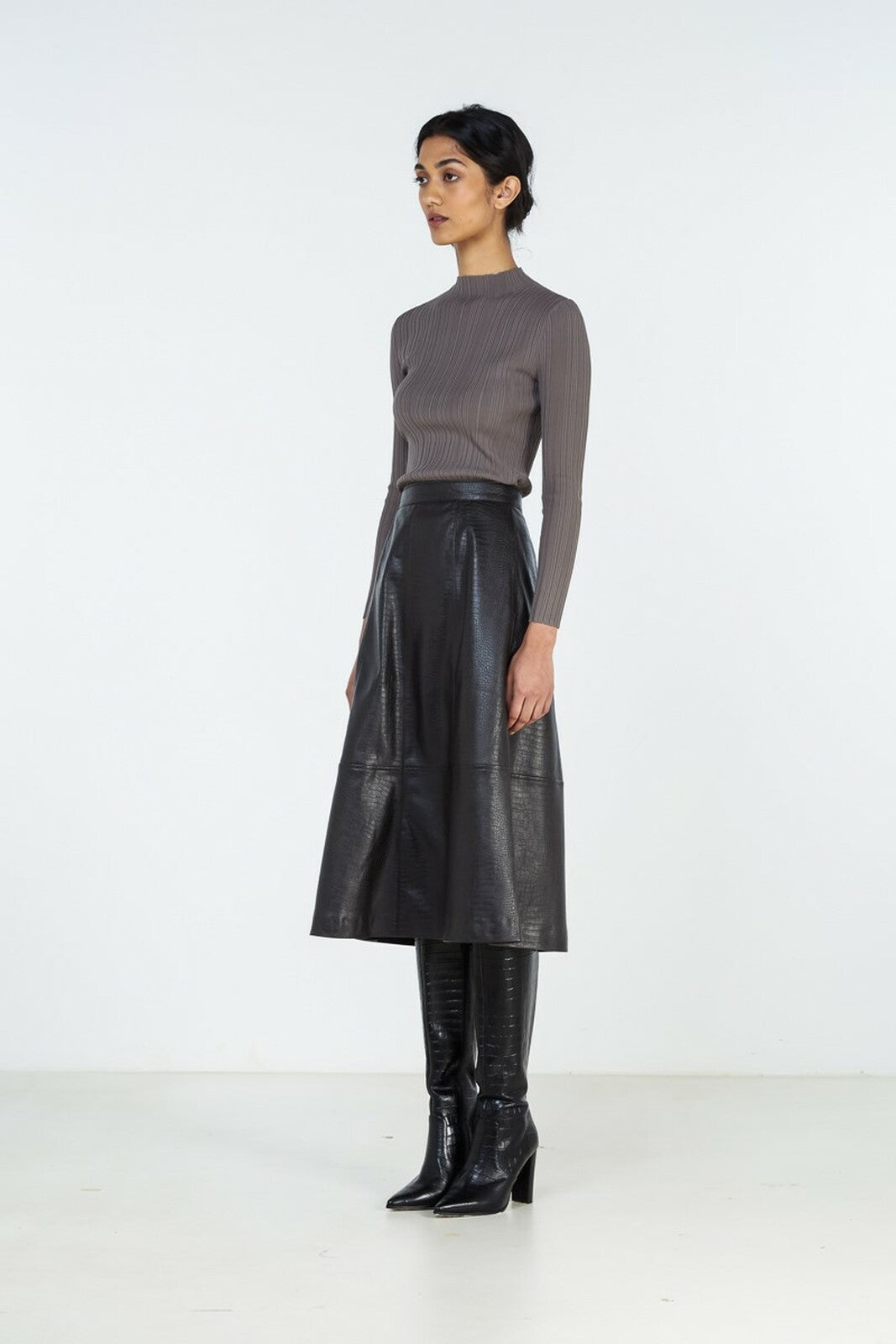 elysian-collective-elka-collective-vail-skirt-1