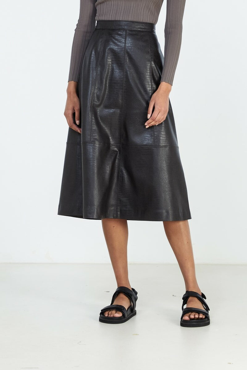 elysian-collective-elka-collective-vail-skirt-1