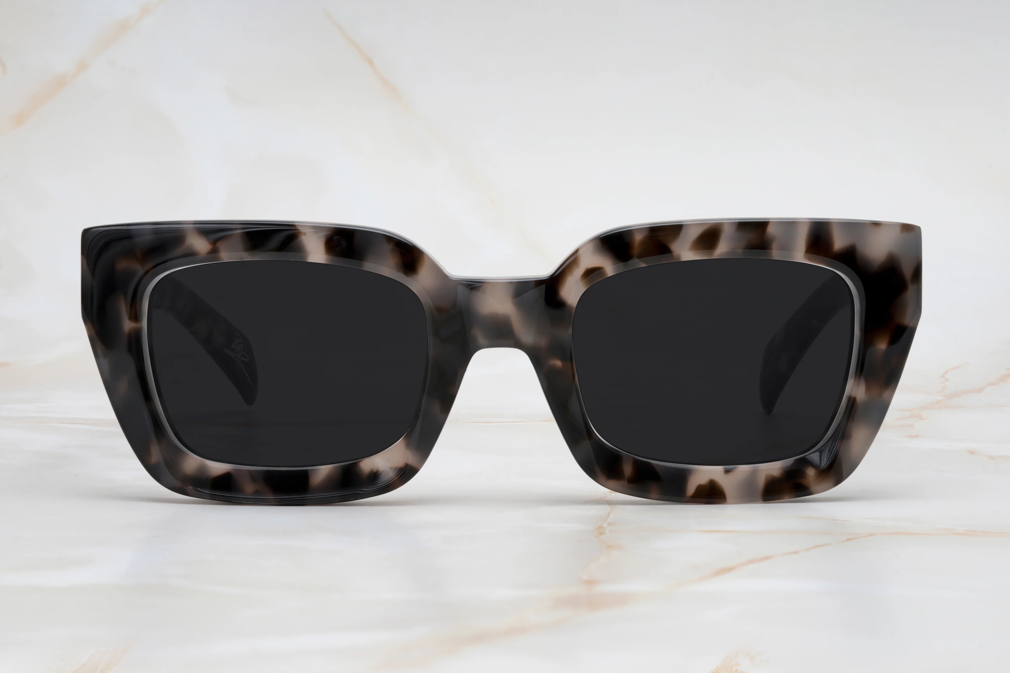 Elysian Collective Vieux Eyewear Versaille Chocolate Tortoise